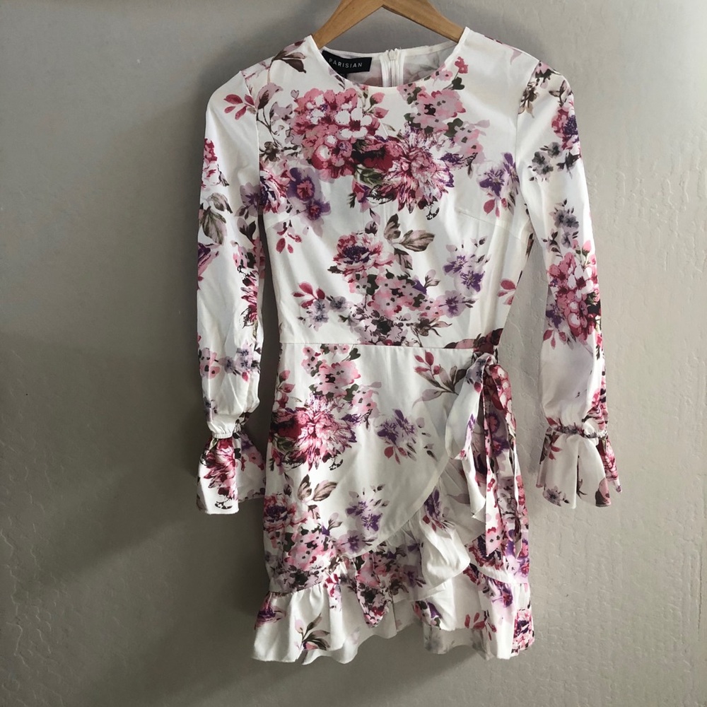 NWT Floral Dress With Ruffle Sleeves